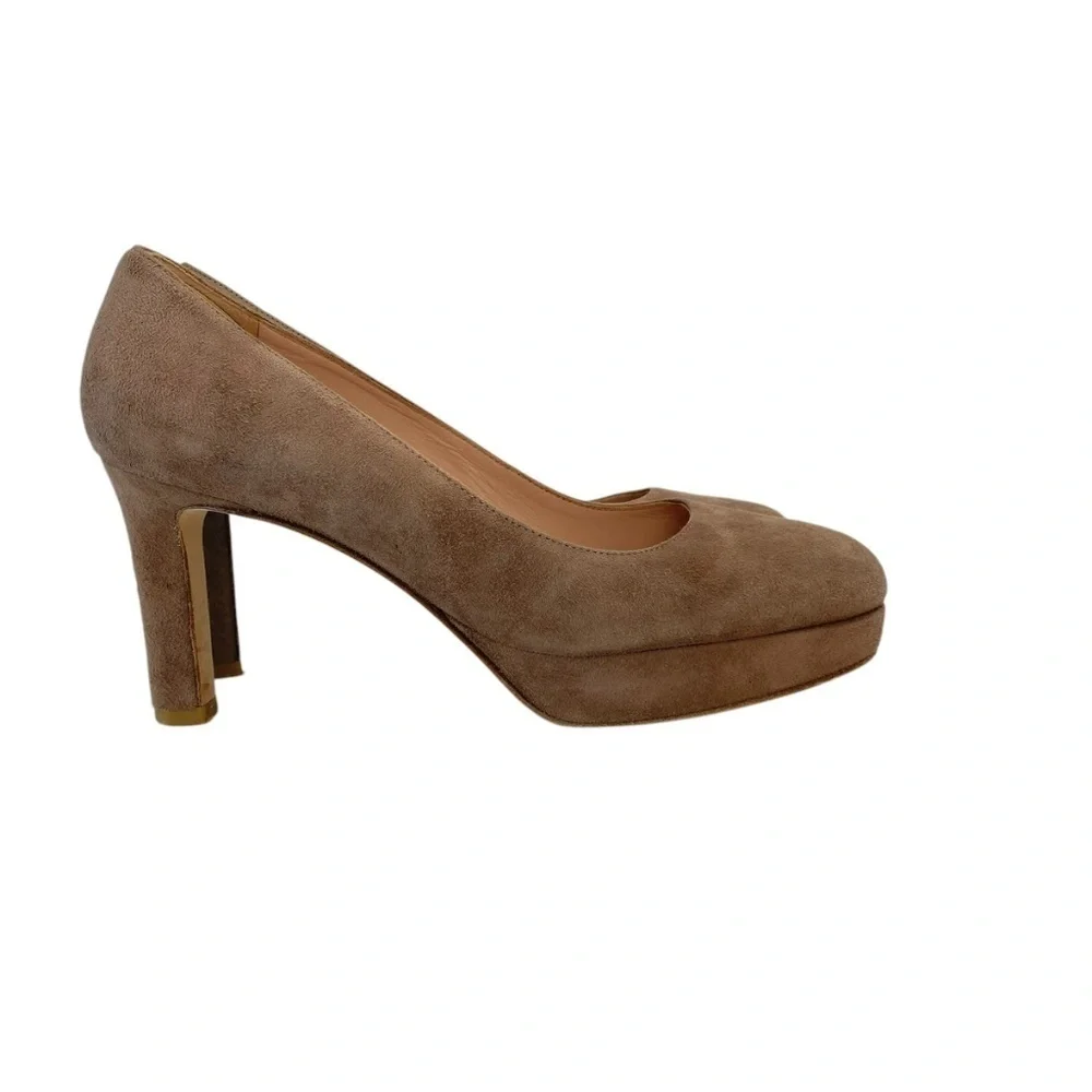 STUART WEITZMAN Larsa Suede Pumps in Toupe Size 8